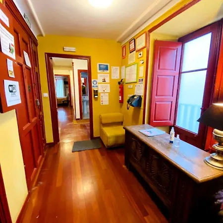 La Del Camino Gasthof Burgo